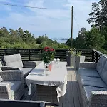 Peaceful Seaside With - Large Private Outdoor Areas And Boat Available On Request Nyaraló Eigebrekk