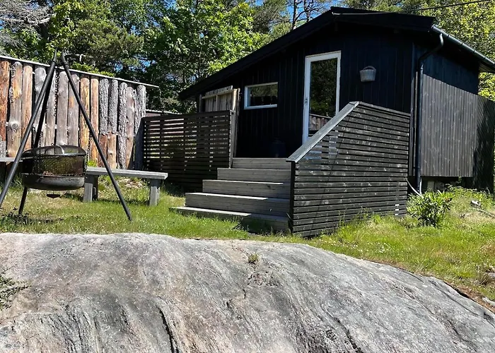 Semesterbostad Peaceful Seaside With - Large Private Outdoor Areas And Boat Available On Request *
